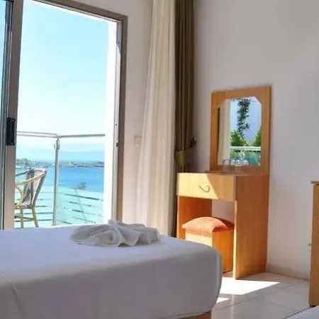 Gun Ay 3* גומבט