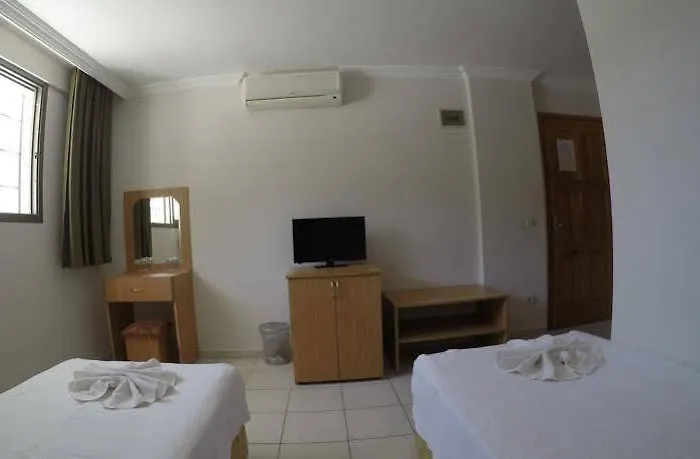 Gun Ay 3* גומבט